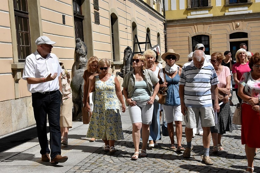 Dolce vita w Liegnitz oraz spacer z duchami Piastów. Spotkania z Rogerem Piaskowskim w lutym