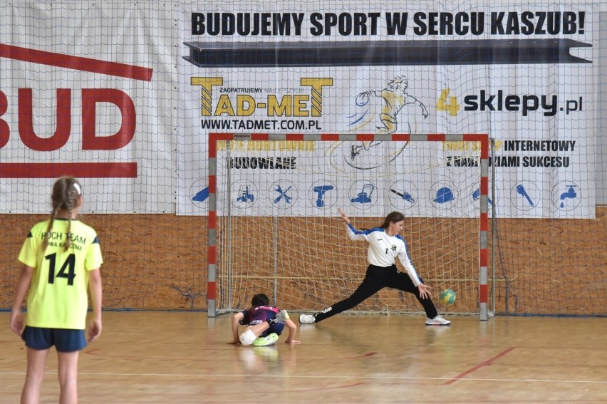 W Festiwalu Piłki Ręcznej w Nowej Karczmie brały udział...