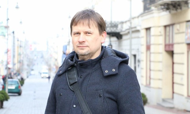Rafał Zamojski, menager centrum Kielc proponuje, żeby po głównej ulicy miasta kursował elektryczny autobus miejski