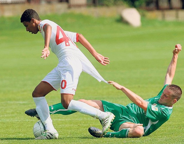 Przed sobotą Widzew chyba nie zdąży z transferem Brazylijczyka Bruno Aleksa (od lewej)