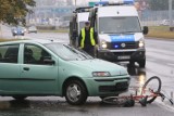 Wypadek w Toruniu. Ranny rowerzysta [ZDJĘCIA]
