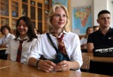 Rozpoczęcie roku szkolnego w I LO "Chrobry" w Piotrkowie 2022/2023 ZDJĘCIA