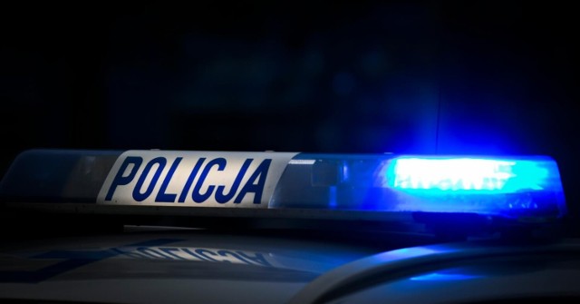 W środę w trakcie patrolowania radiowozem miejscowości Andrzejów policjanci zauważyli BMW, którego styl jazdy wzbudził podejrzenie, że kierowca może być pod wpływem alkoholu. Mundurowi ruszyli w pościg za samochodem. Zdjęcie ilustracyjne.