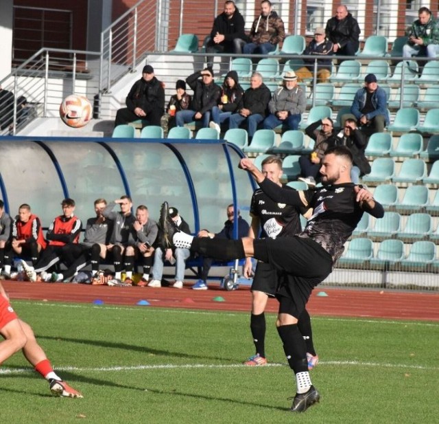 Dwie bramki dla Pomezanii w meczu z AS Kolbudy, rozegranym 28 października, zdobył Piotr Marszałek.