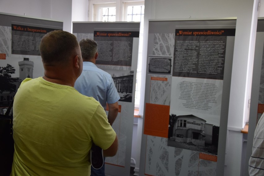 Wystawa o Warszycu i Konspiracyjnym Wojsku Polskim otwarta w sieradzkim muzeum