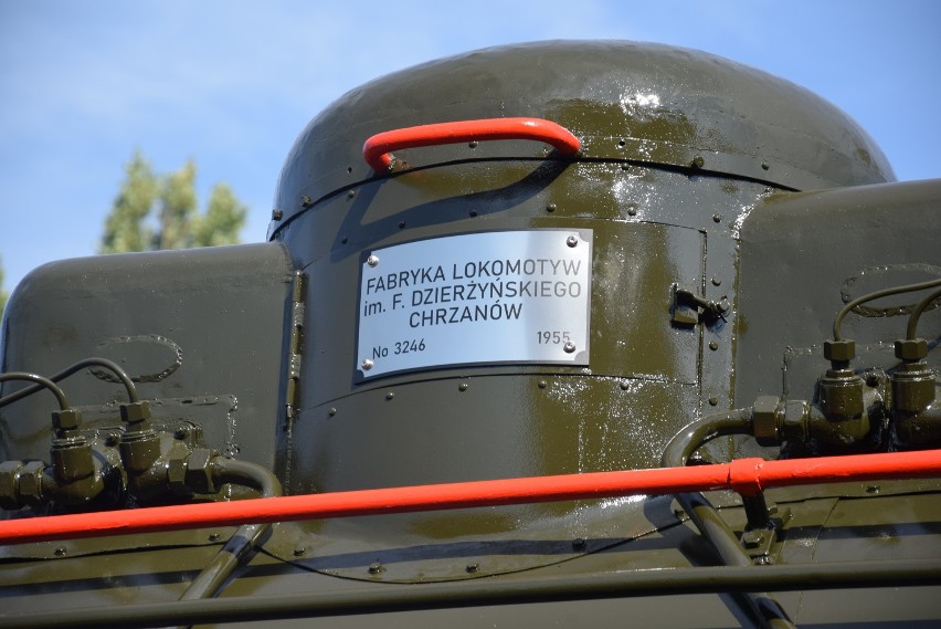 Zabytkowa lokomotywa po renowacji wróciła do Pleszewa [ZDJĘCIA]