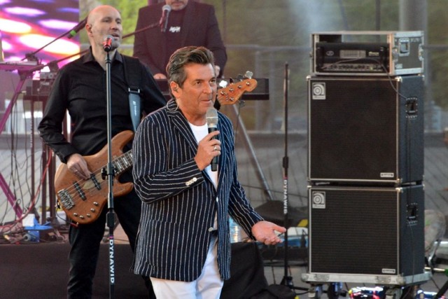 Gwiazdą Święta Kielc 2019 był Thomas Anders wraz z Modern Talking Band. Zespół przeniósł amfiteatr Kadzielnia w cudowne lata 90., kiedy to z głośników płynęły takie hity jak Cheri Cheri Lady, czy You’re My Heart, You’re My Soul. Zobaczcie na kolejnych slajdach>>>

