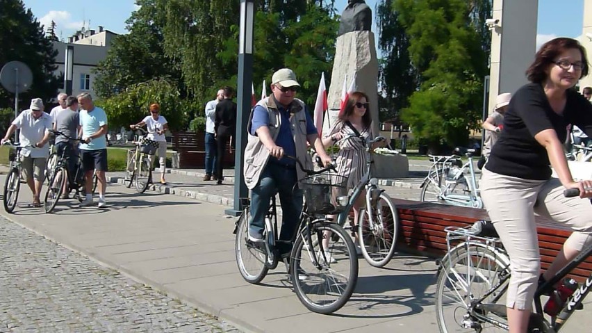 Zduńska Wola. Rajd rowerowy z okazji Święta Wojska Polskiego