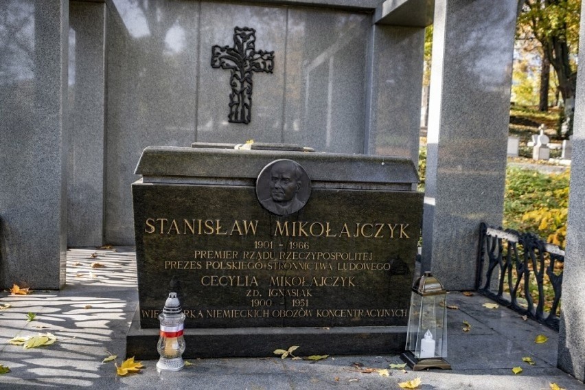 Stanisław Mikołajczyk, zmarły w 1966 roku. Został pochowany...