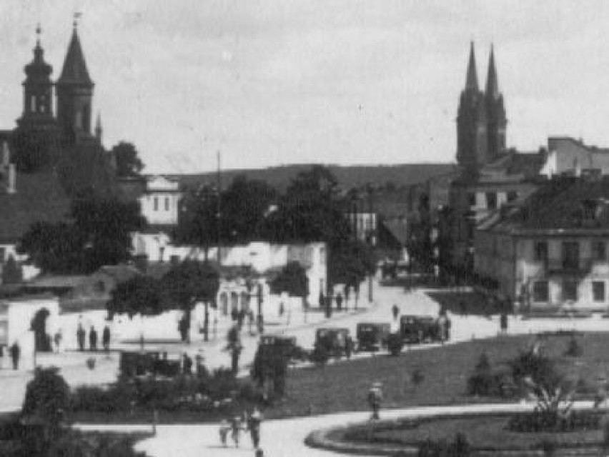 Archiwalne zdjęcia Włocławka. Zobacz jak kiedyś wyglądał Plac Wolności