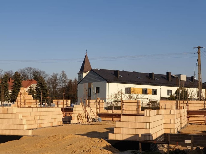 Budowa drugiego Domu Chłopaków w Broniszewicach idzie pełną parą