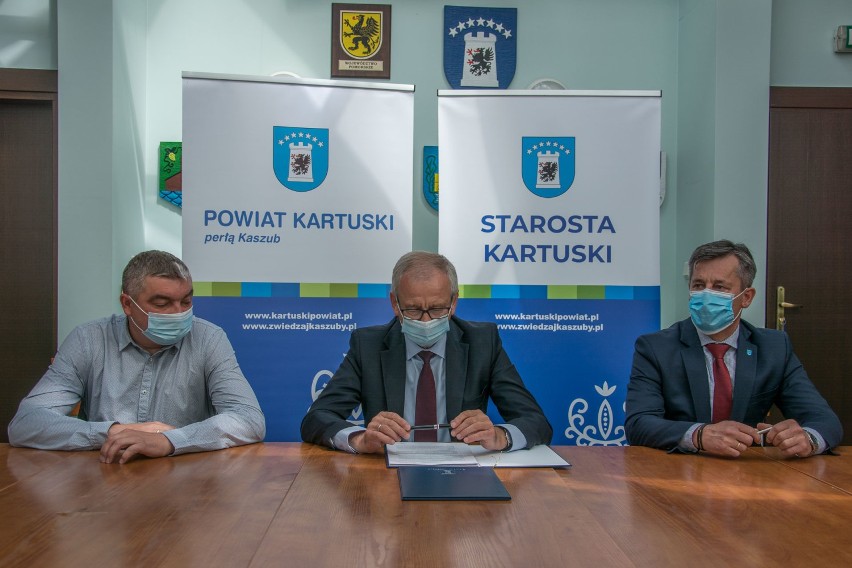 W Sierakowicach powstanie zamiejscowy punkt Wydziału Komunikacji - umowa podpisana