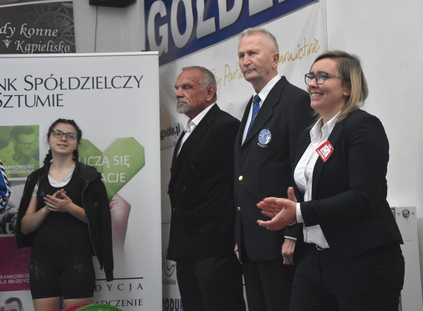 Malbork. Memoriał Stanisława Partyki po raz dziewiąty. "Stasiu zawsze jest z nami, dlatego że ciężary są w Malborku"