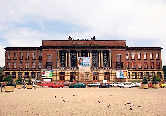 Pałac Kultury Zagłębia jest socrealistycznym zabytkiem w...
