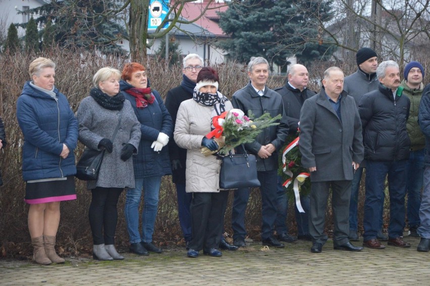 Obchody rocznicy wprowadzenia stanu wojennego z rozłamem łowickiej "Solidarności" w tle [ZDJĘCIA]