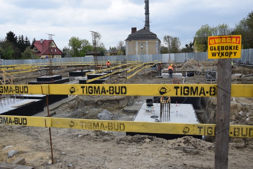 Plac budowy Centrum Odprawy Pasażerów w Jędrzejowie.