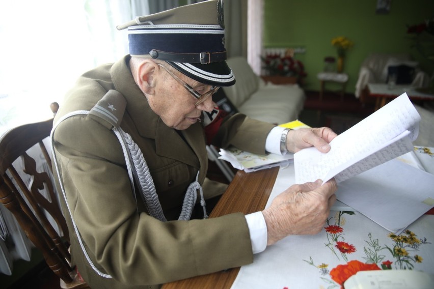 Sto lat kończy mjr Mieczysław Żurek, członek zgrupowania Armii Krajowej “Żelbet” i wieloletni czytelnik "Dziennika Polskiego"