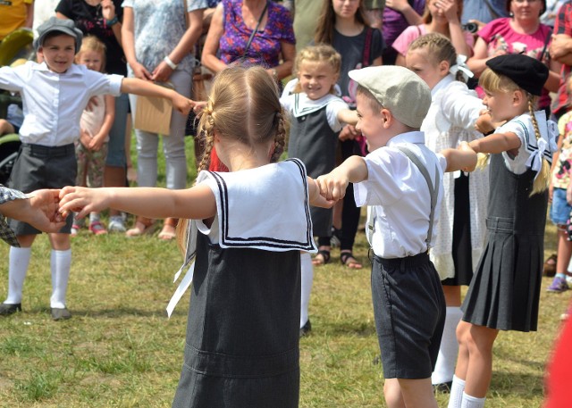 Festiwal Jeździecki Baborówko. Trzeciego dnia zmagań konie i jeźdźcy zmierzyli się na hipodromie, gdzie rozgrywano konkurs skoków