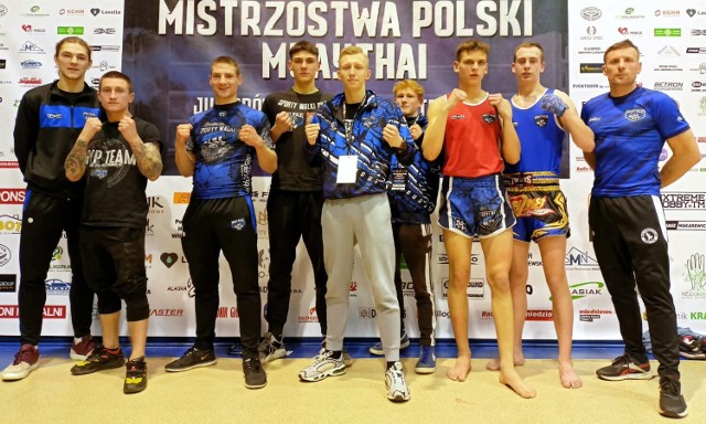 W Mistrzostwach Polski Seniorów i Juniorów w Muay Thai IFMA w Głogowie zawodnicy Sportów Walki Piła spisali się znakomicie