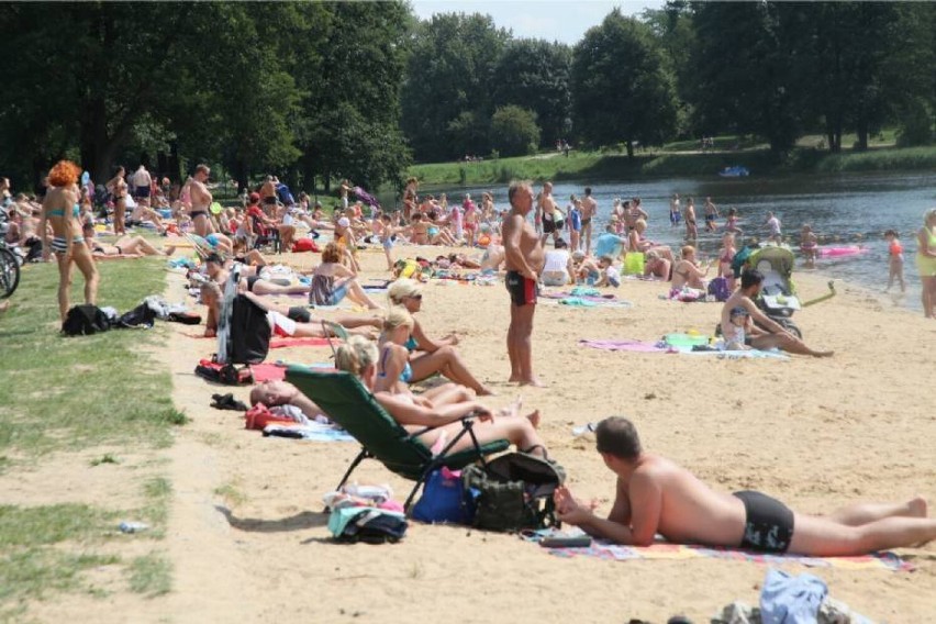 Niecałe trzydzieści kilometrów na północ od centrum Warszawy...