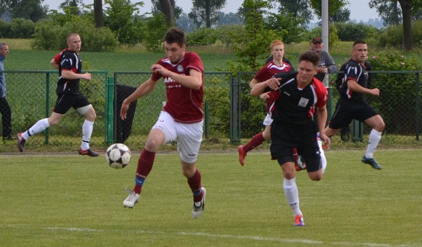 Delta Miłoradz pokonała 2:1 Grom Nowy Staw w derbach powiatu malborskiego