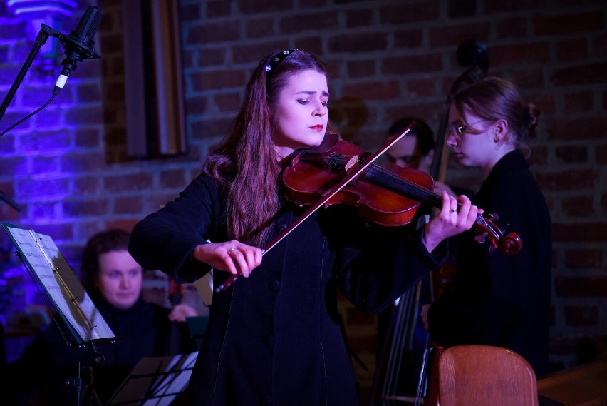 "Wiwat Boskiej Istności". Przepiękny koncert kolędowy z Zespołem Tańca Polskiego "Wronki"