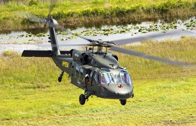 Helikopter S-70i Black Hawk