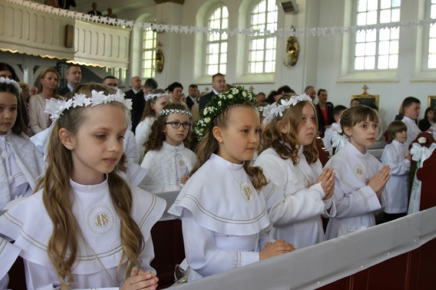 Pruszcz Gd.: I Komunia Święta w kościele Matki Boskiej Nieustającej Pomocy [ZDJĘCIA, WIDEO]