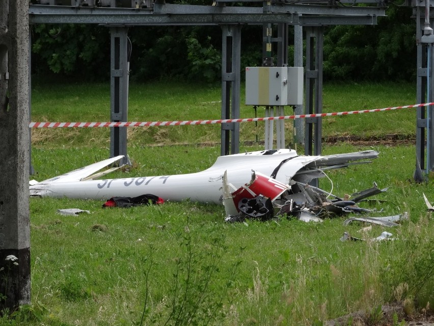 Szczątki szybowców spadły na miasto