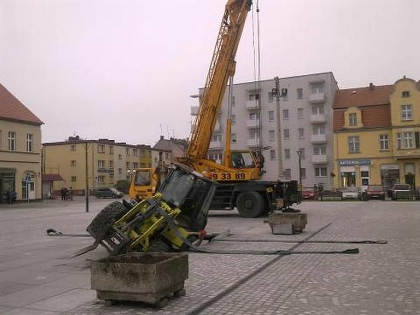 Mieszkańcy Międzyrzecza cieszą się z budowy nowej fontanny...