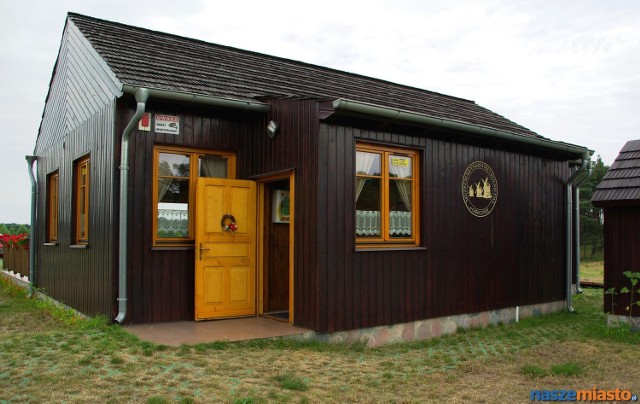 Wiatraki w Osiecznej są siedzibą Muzeum Młynarstwa i Rolnictwa. Zachęcamy do zwiedzania tych zabytkowych koźlaków.