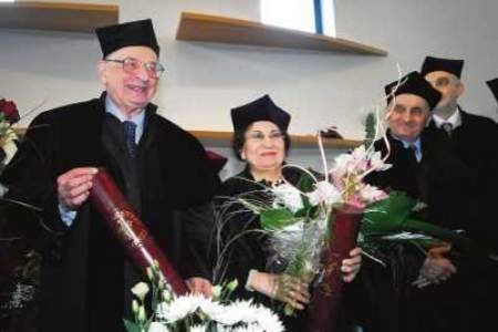 Wczoraj dwójka profesorów otrzymała tytuły doktorów honoric causa UO.