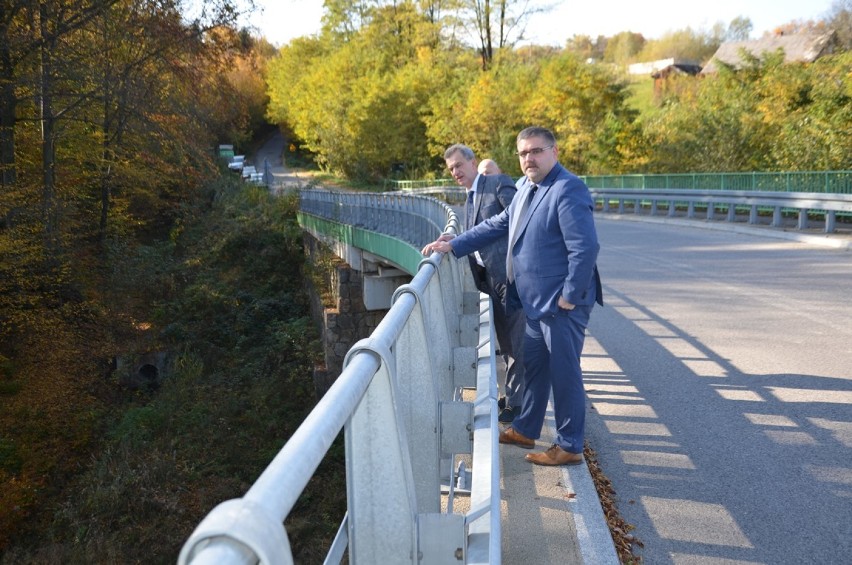 Nowe Rybie/Kamionna. Wraca temat budowy drogi dojazdowej do mostu na granicy powiatów