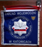 Sztandar dla Stowarzyszenia Emerytów i Rencistów Policyjnych w Katowicach w 25-lecie istnienia