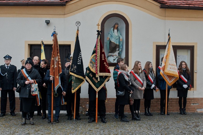 Ks. Henryk Pasieka miał 63 lata. Został pochowany na...