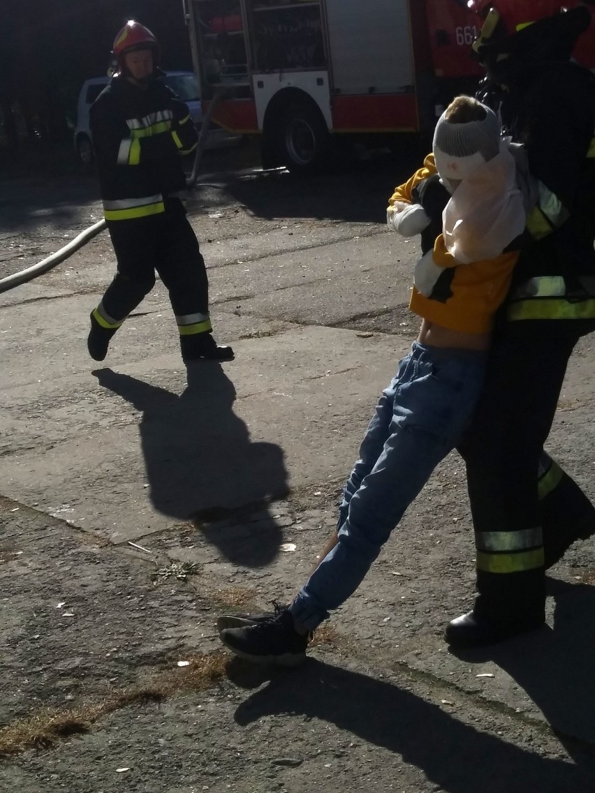 Wybuch gazu na Oddziale Dziecięcym w Szpitalu w Złotowie. Strażackie ćwiczenia w Szpitalu [ZDJĘCIA]