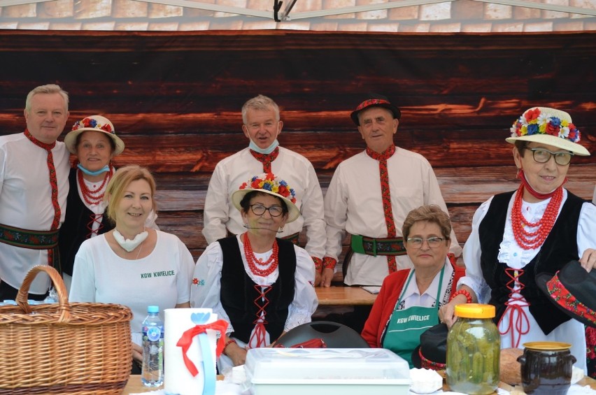 Dożynkowe uroczystości 2020 w gminie Grębocice. Było przekazanie chleba i część obrzędowa. Zobaczcie zdjęcia i filmy