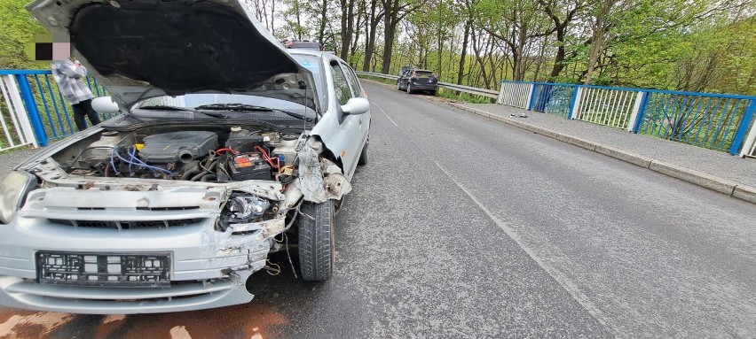 Kolizja w Szczytnej. Jedna osoba została poszkodowana