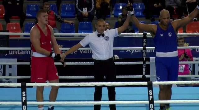 W ćwierćfinale wagi +91 kg Mistrzostw Unii Europejskiej w boksie, które odbywają się w hiszpańskim Valladolid, zawodnik Ziętek Team Kalisz przegrał na punkty z Anglikiem Frazere, Clarke'iem.