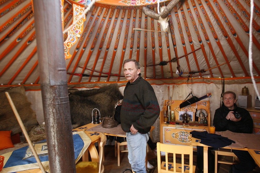 Mongolskie jurty pod Legnicą (ZDJĘCIA)