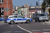 Długi weekend policji: elblążanin jechał 49 km/h... hulajnogą i po drodze dla rowerów!
