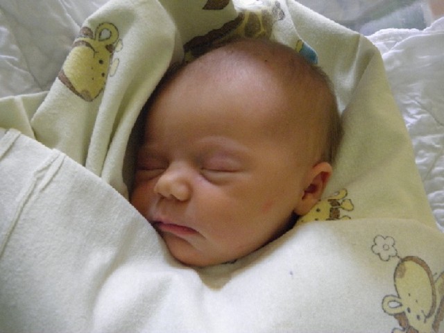 Emilia Czechowska, córka Agnieszki i Dominika, urodziła się 14 marca o godzinie 9.10. Ważyła 3200 g i mierzyła 52 cm.

Polub nas na Facebooku i bądź na bieżąco