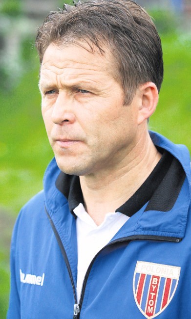Trener Jurij Szatałow.