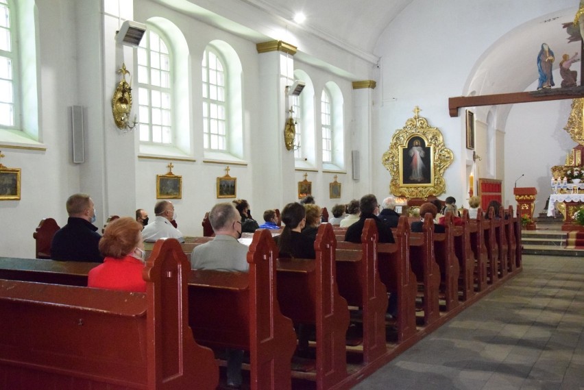 Msze święte w Zielone Świątki w Pruszczu już bez limitu wiernych |ZDJĘCIA - 31.05.2020 r.