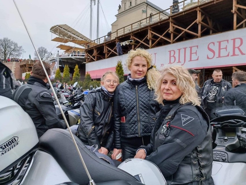 Motocykliści z Myszkowskiego Klubu Motocyklowego na Zjeździe Gwiaździstym na Jasnej Górze ZDJĘCIA