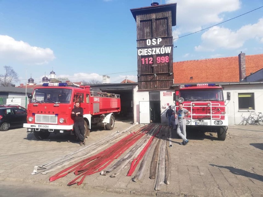 OSP: Strażacy z Cieszkowa dogaszali duży pożar pod Zdunami [ZDJĘCIA]