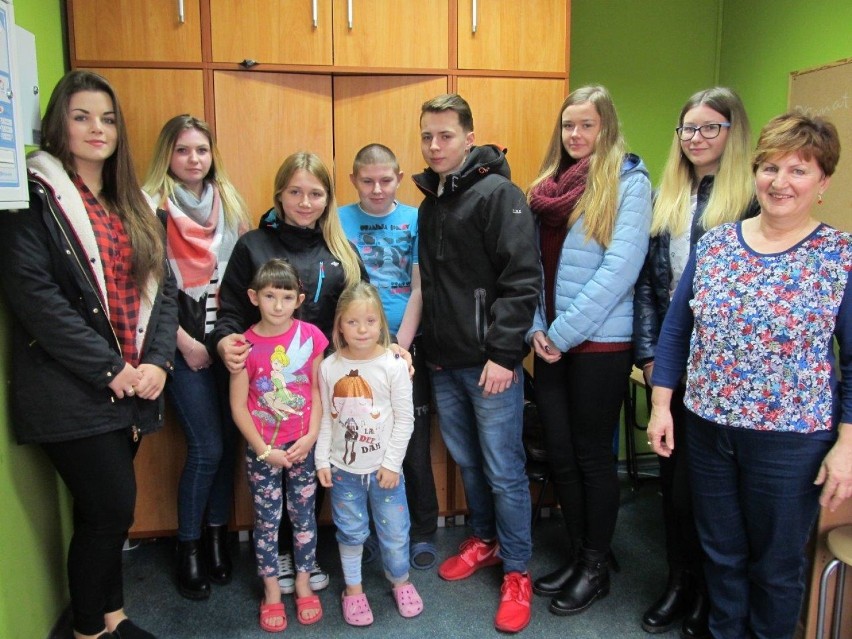 Uczniowie ZSP 1 w Radomsku z wizytą w Domu Dziecka