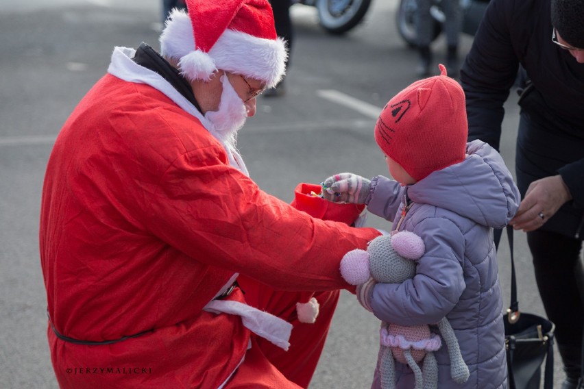 Motomikołaje 2018.  Motomikołaje ze Zwierzyńca w drodze do Domu Dziecka w Kożuchowie [ZDJĘCIA]