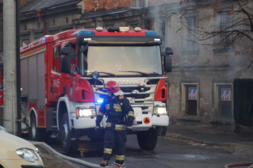 Pożar w składzie złomu przy ulicy Ogrodowej w Kaliszu