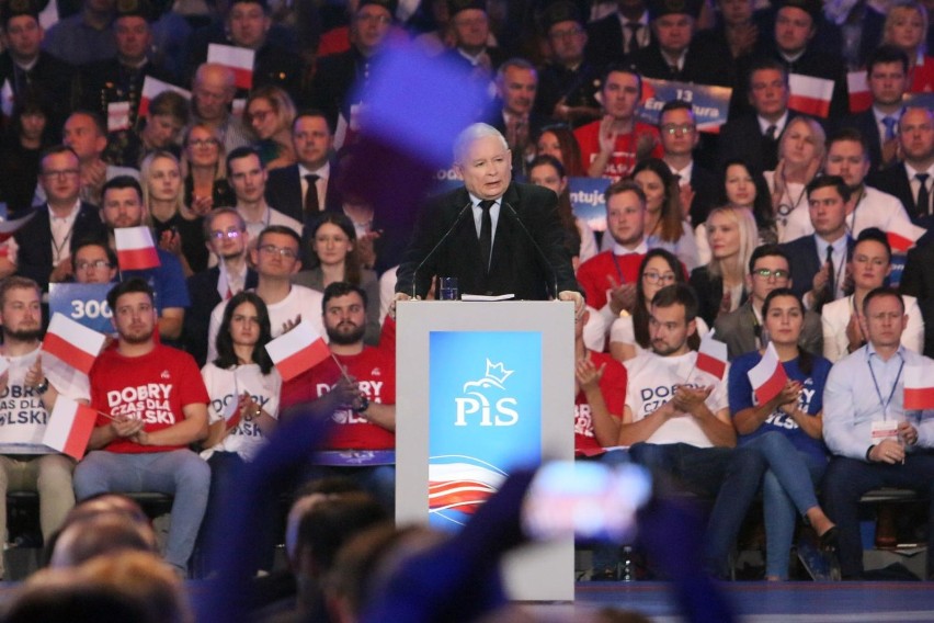 PiS debatuje w Wałbrzychu, a w niedzielę ma przyjechać prezes Kaczyński